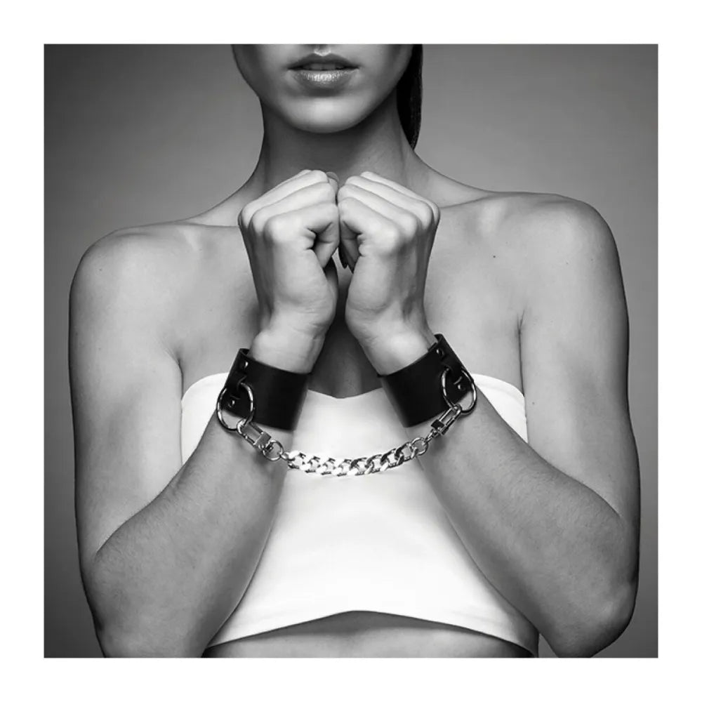 Handcuffs And Bracelets Maze Black By Bijoux Indiscrets